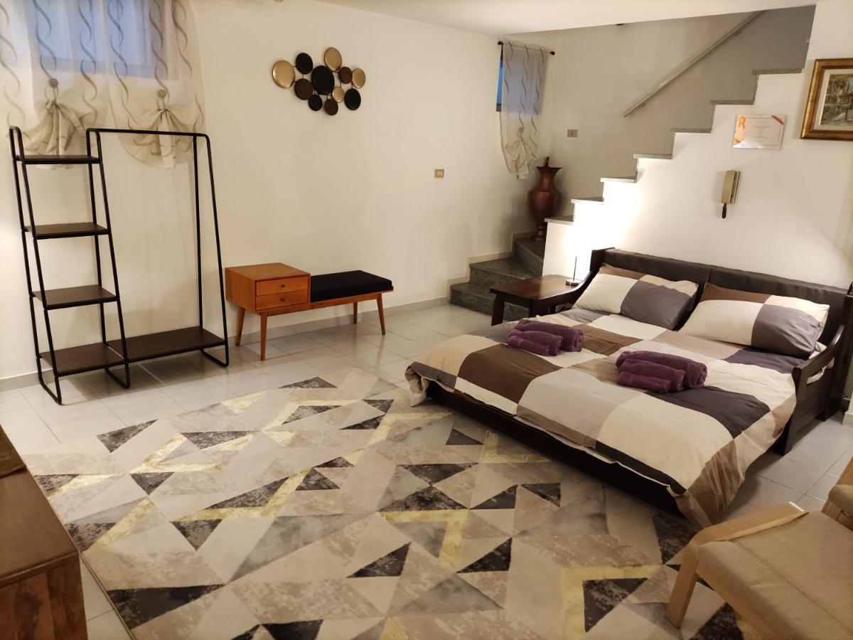B&B Firmino La Loggia Eksteriør bilde